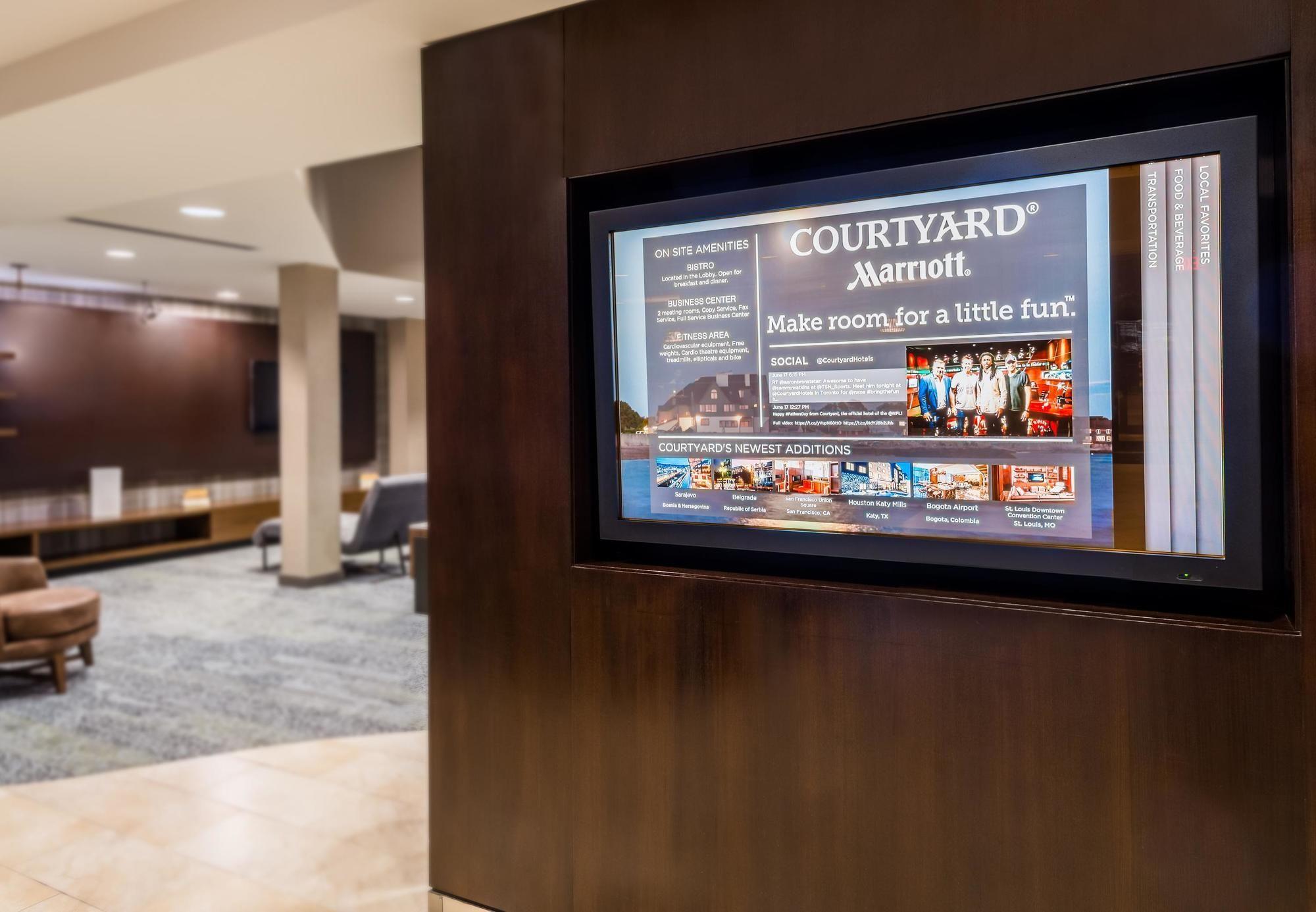 Courtyard By Marriott Danbury Hotel Exterior photo