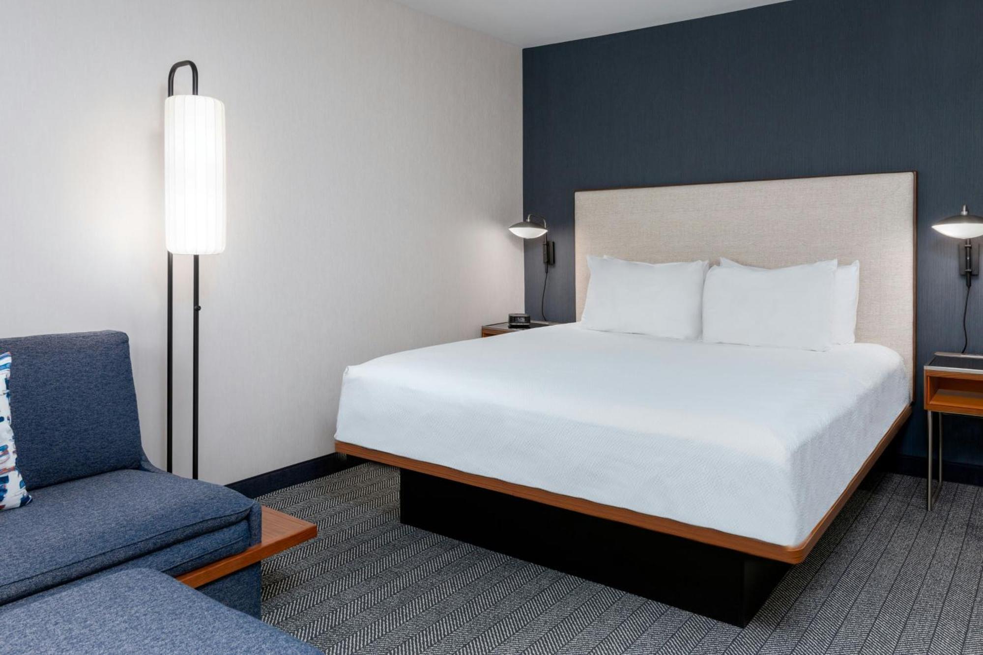 Courtyard By Marriott Danbury Hotel Exterior photo