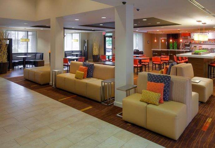 Courtyard By Marriott Danbury Hotel Exterior photo